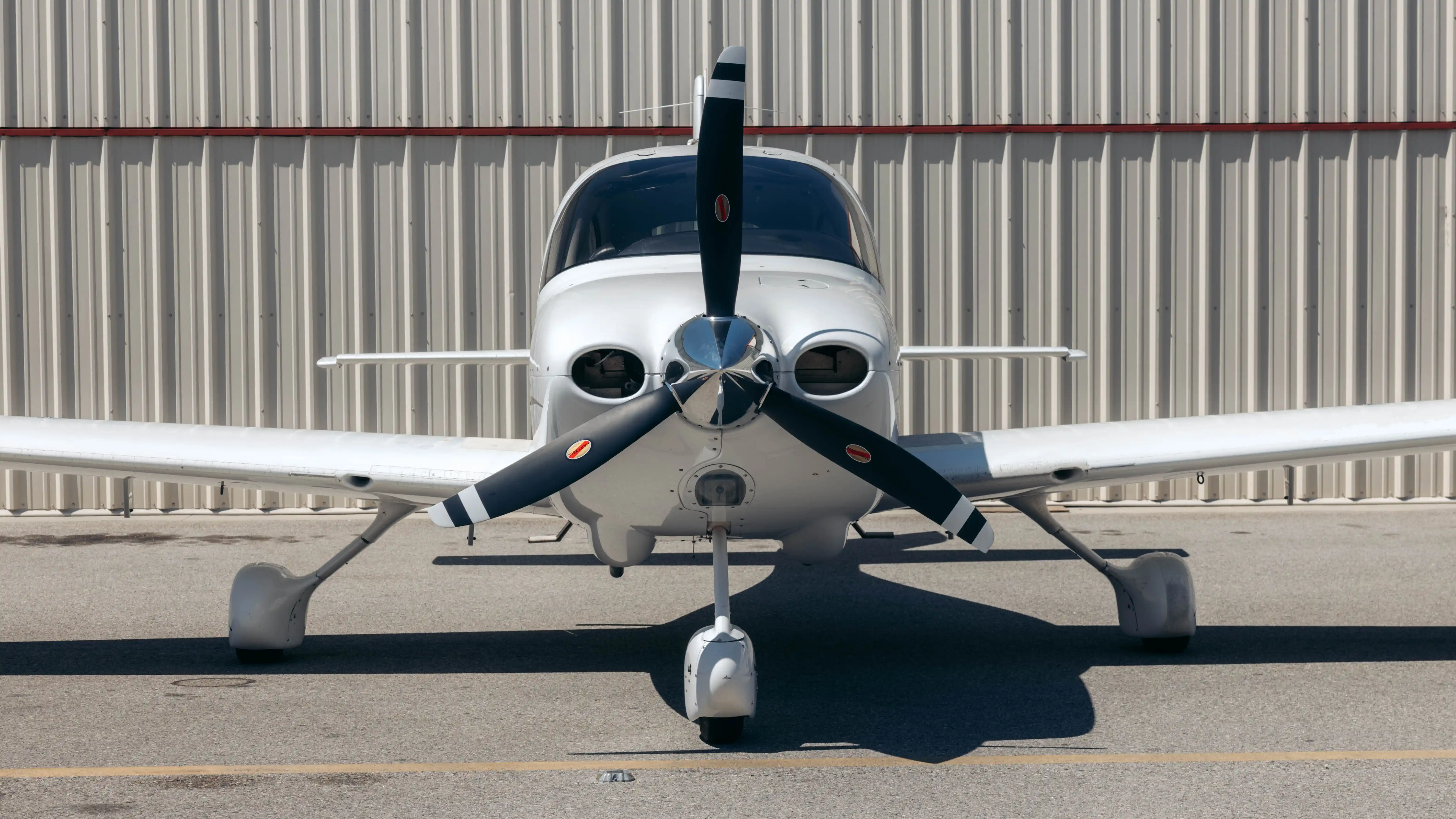 Cirrus 219EL (1 of 1) 10