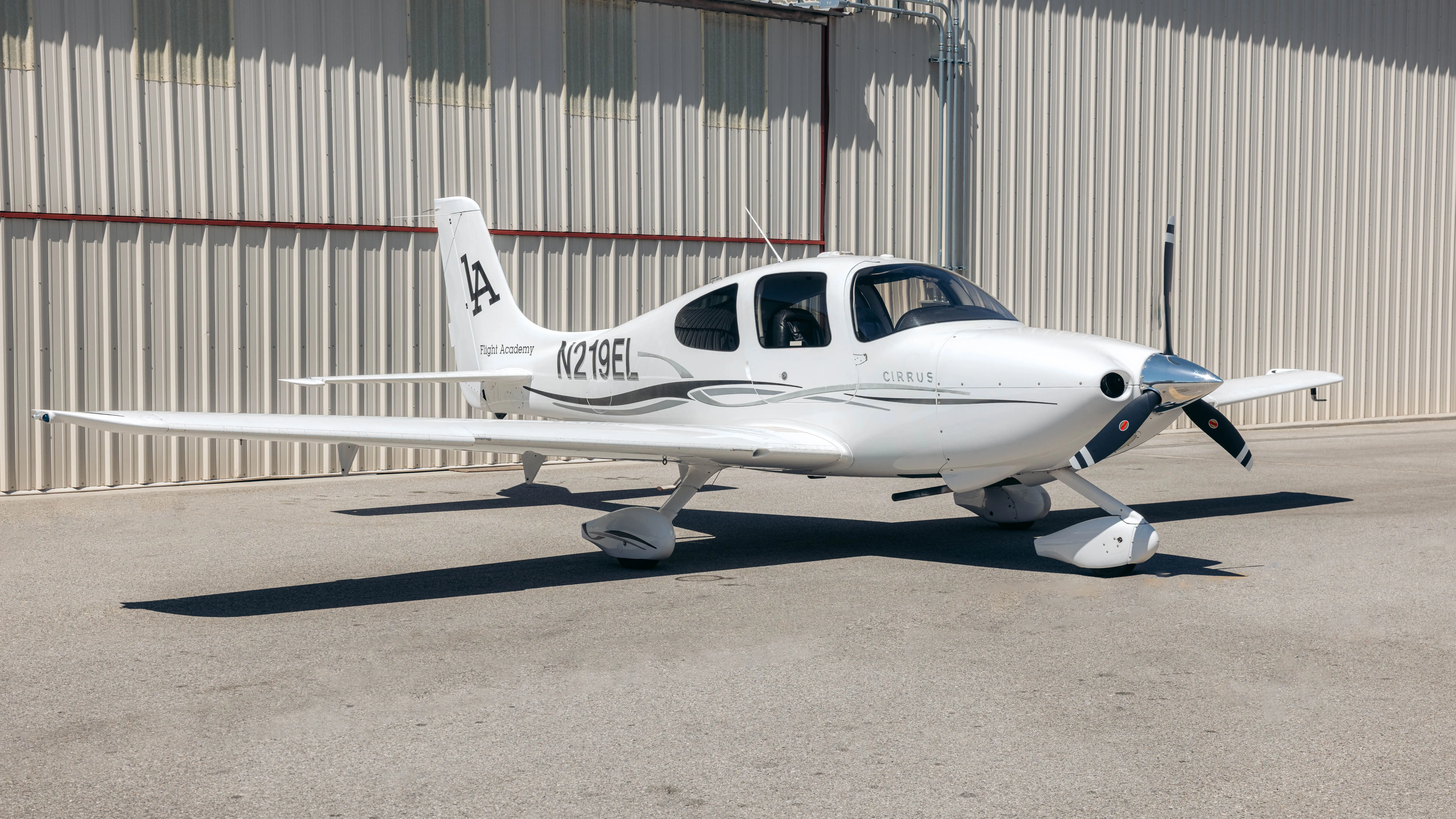 N219EL Cirrus SR20 GTS front view at LA Flight Academy