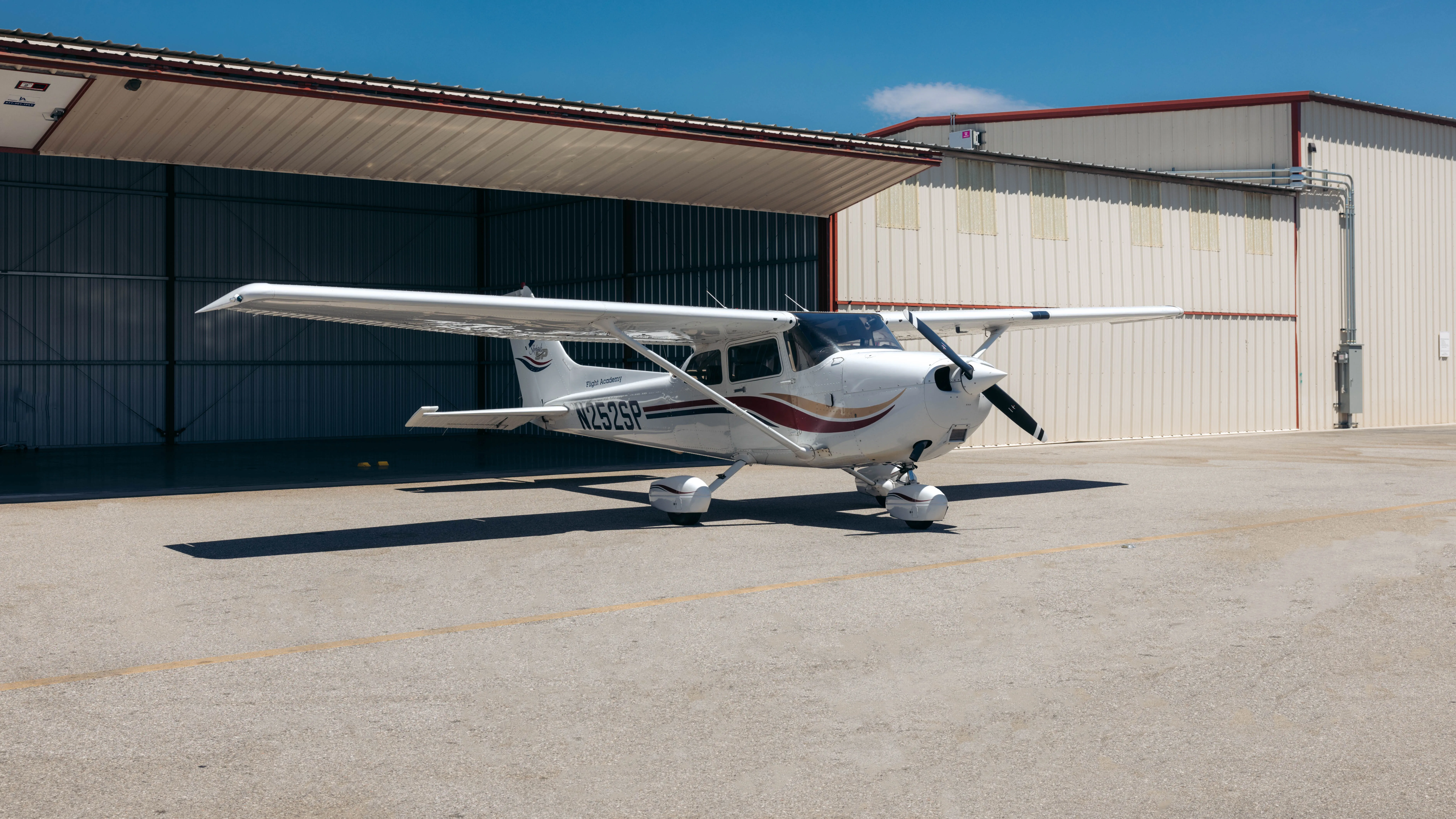 N252SP photo