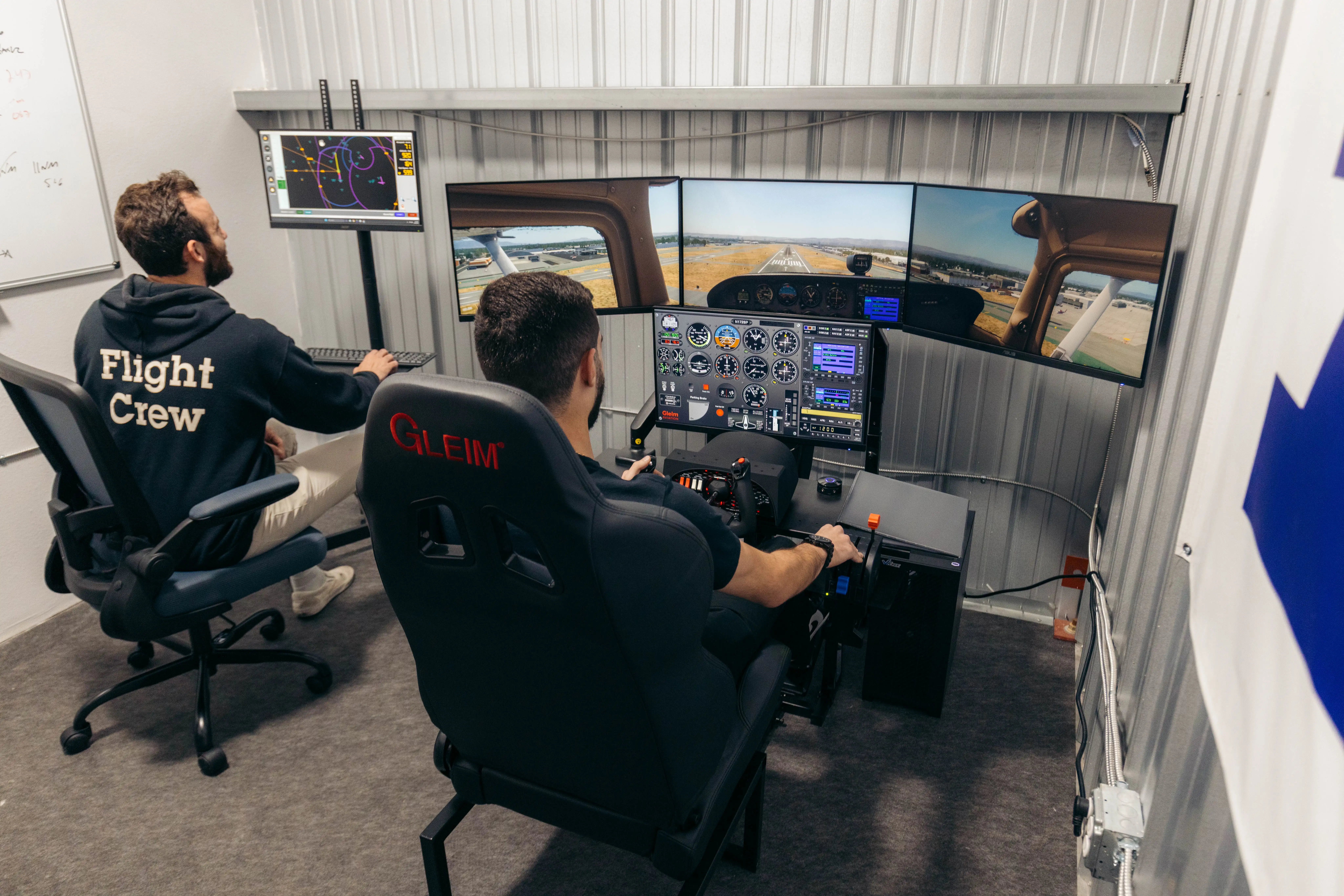 Gleim BATD Flight Simulator in use at LA Flight Academy