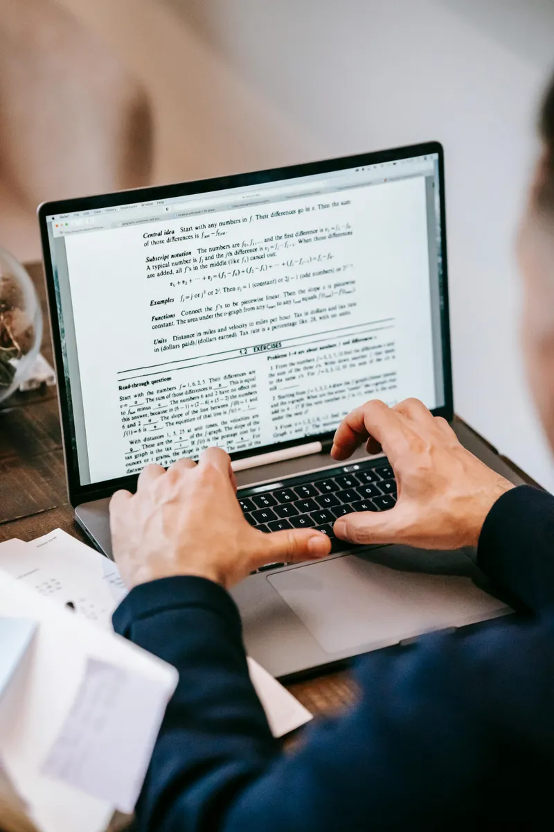 Ground school materials and headsets