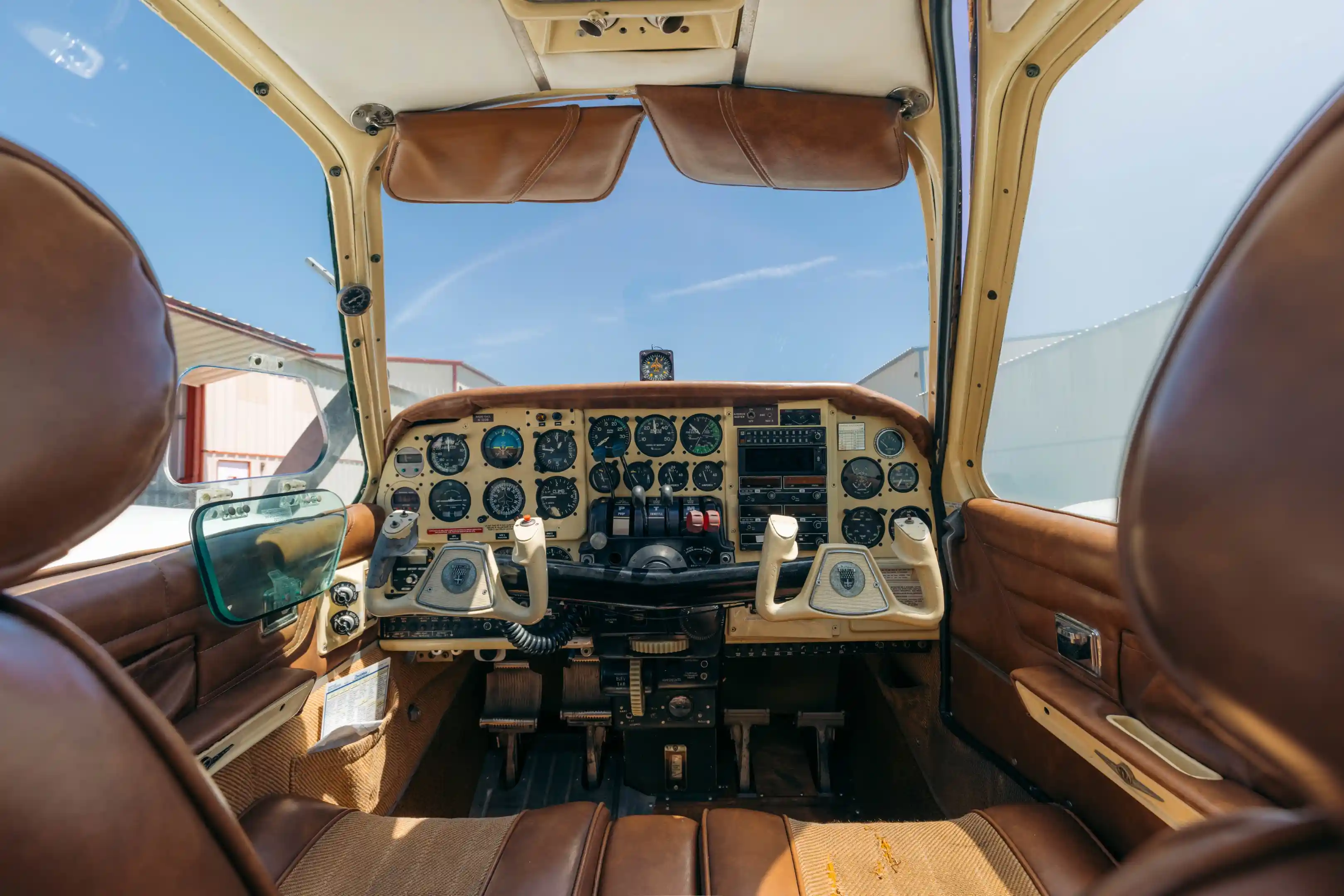la flight academy los angeles flight school plane beechcraft twin engine inside seat view
